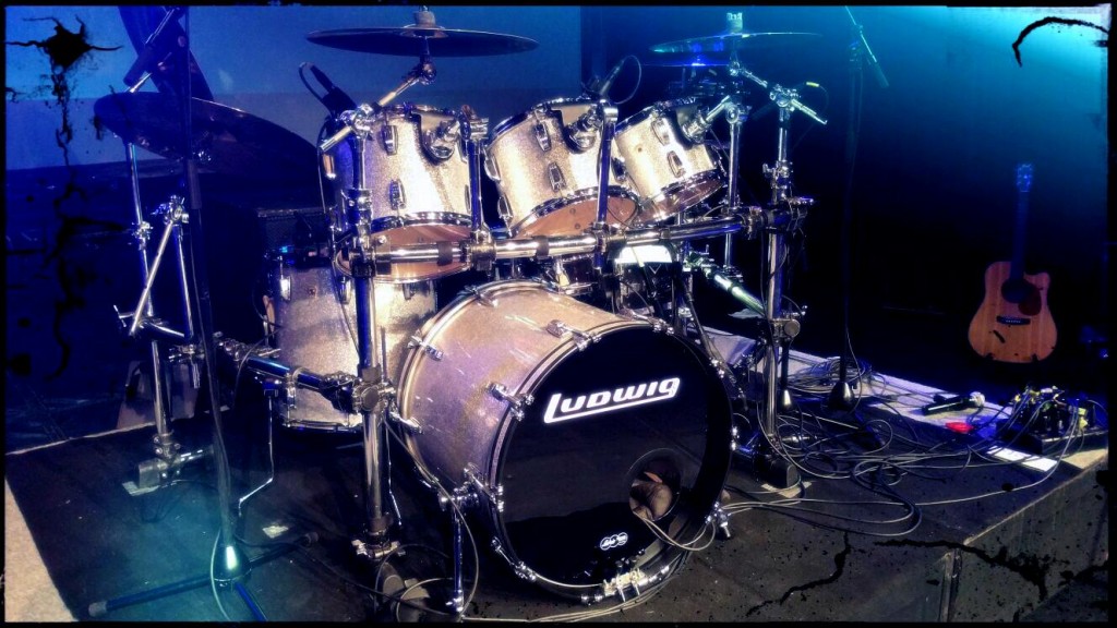 Ludwig 1 blue